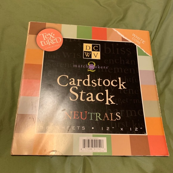 Set of scrapbooking card stock. - Picture 4 of 8